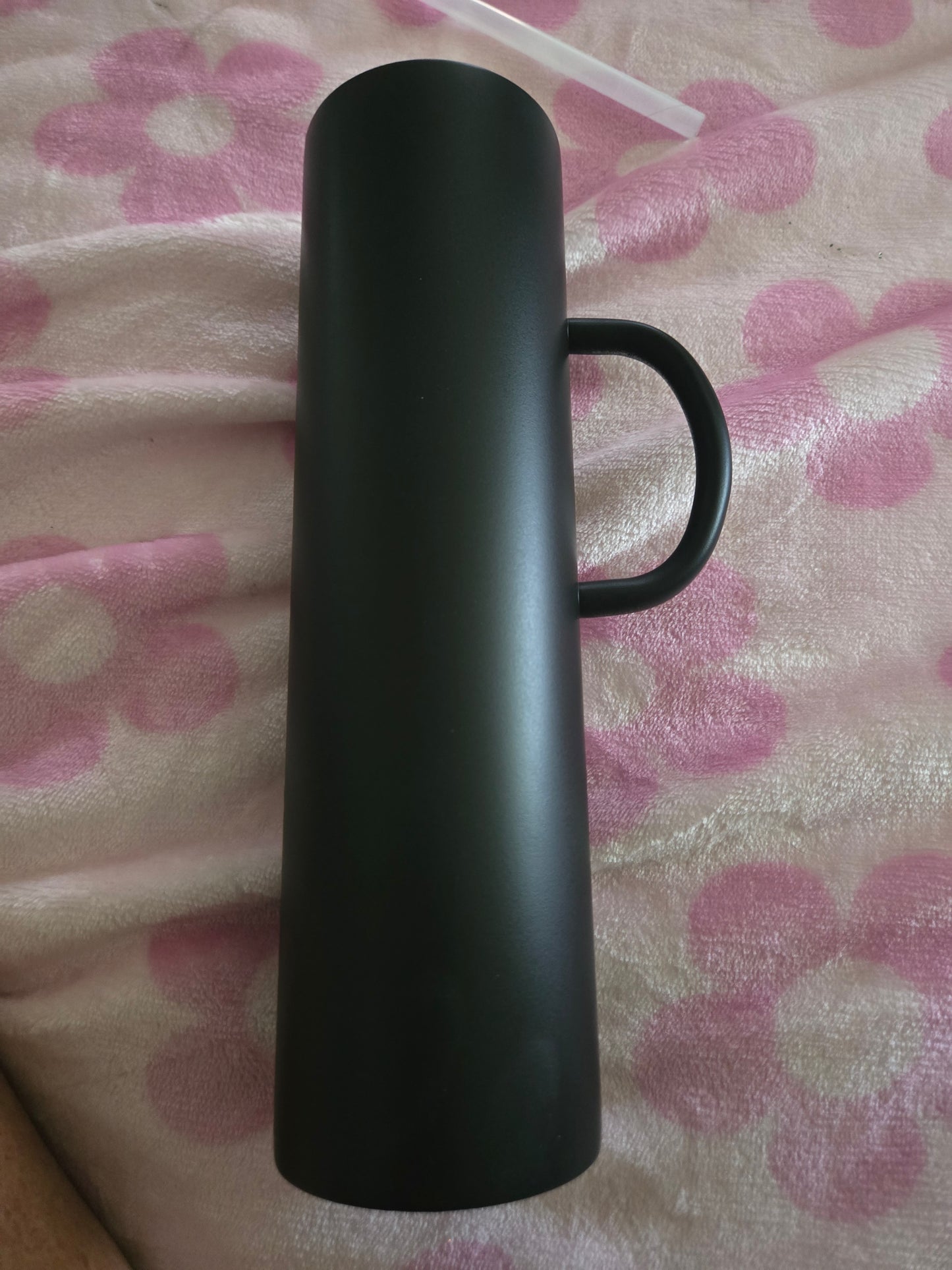 32 oz plump with handle tipsy brand