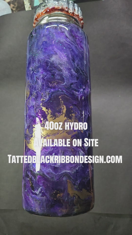 40oz hydro with 2 lids