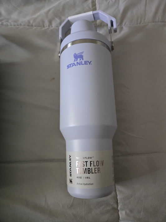 40 oz fast flow tumbler Stanley