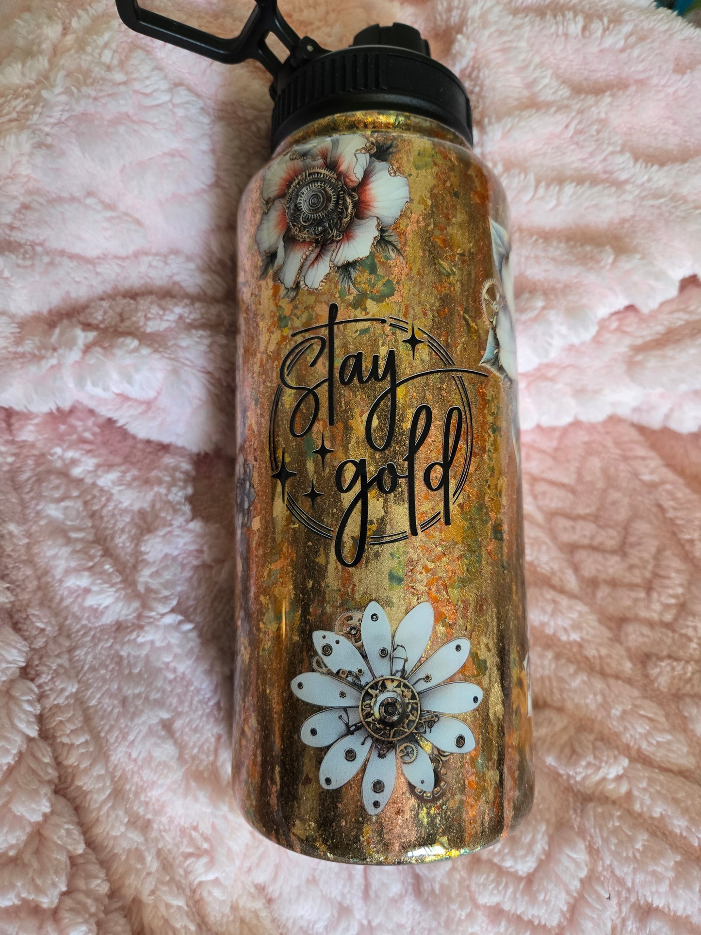 #16 32 oz hydro Michelle b